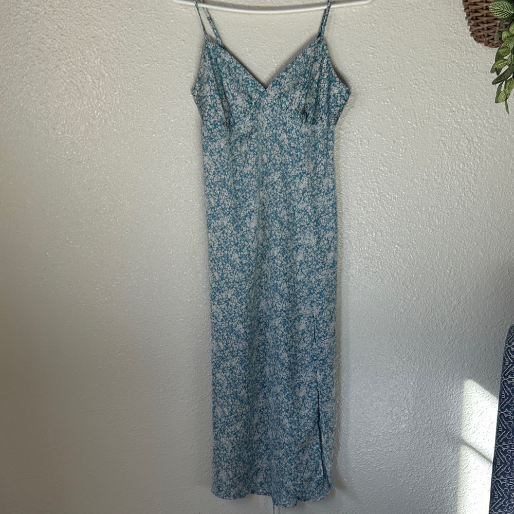 Medium Floral Blue Spaghetti Strap Dress with side slit polyester like new